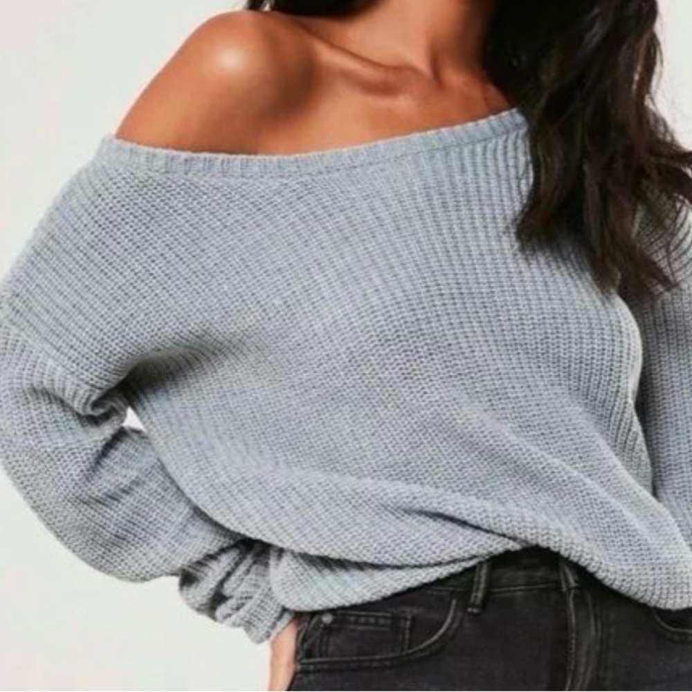 MISSGUIDED PLUS OFF THE SHOULDER SWEATER IN GRAY NWT